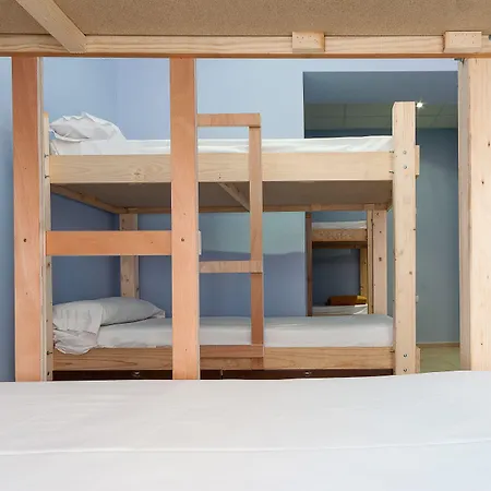 Feel Hostels City Center-3