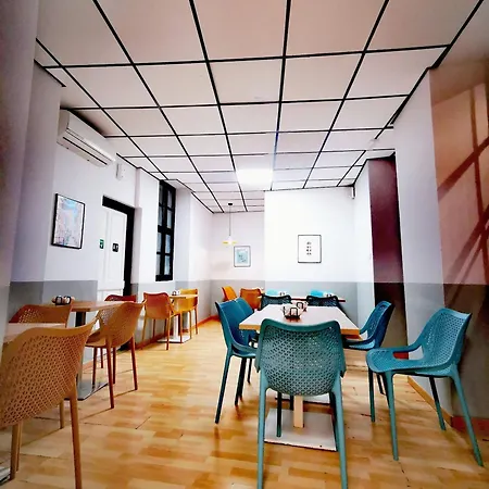 Feel Hostels City Center-2
